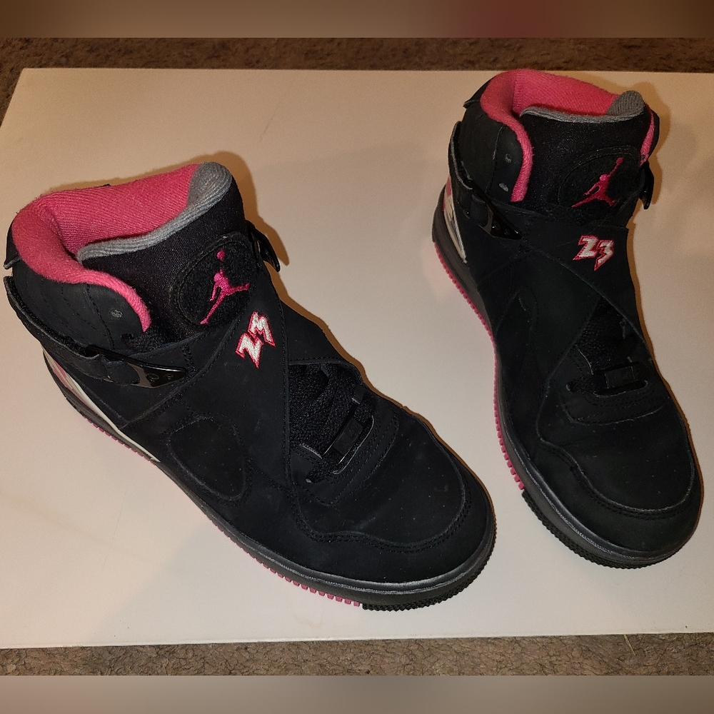 Nike Air Jordan Retro Fusion size 6Y Vivid Pink